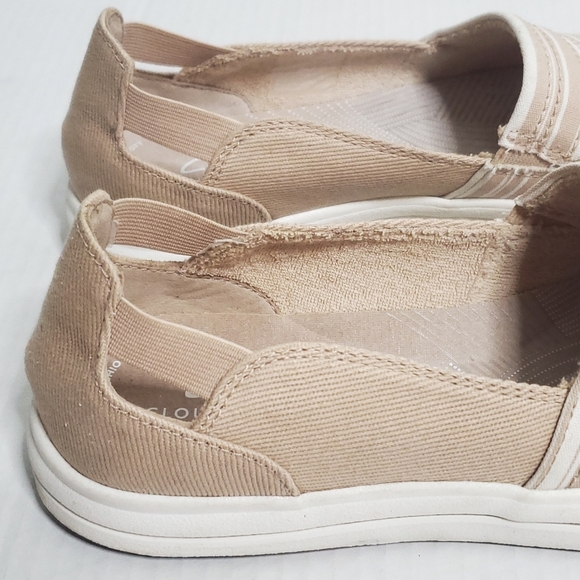 Clarks Cloudsteppers Slip On Shoes Size 7.5 M Taupe Canvas Striped Casual Comfy - Picture 6 of 10